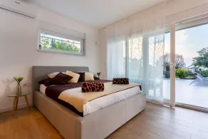 Villa Zarra with heated pool, jacuzzi, sauna and Seaview - Image 5