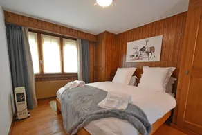 Flat located near the Médran ski lifts. This 5 person flat is ideal for groups of friends or familie - Image 4