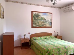 Cottage 6 lit \\cour Prive'\\a\\cond\\ Parking Prive\\9 km Du Sorrento 4 km du mer - Image 3