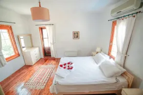 Fredlig Country Cottage Villa med privat pool - Image 5