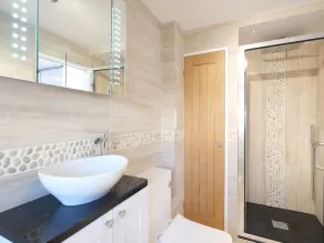 Fantastic Apartment 60m from the Beach - Image 3