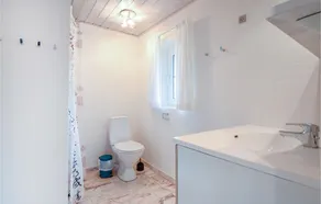 Beautiful Home In Blåvand With Sauna - Image 5