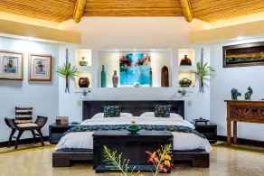 180° of ocean view at Dominical, Costa Rica - Image 2