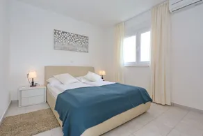 Fantastically beautiful apartments 2 minutes to the beach Pool in the houseHappyHavenHouse - Image 4