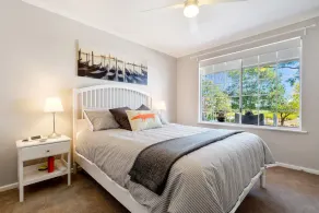 Boutique accommodation peacefully set amongst you're own private vineyard - Image 4