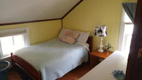 Milieu de la bande! Lake Escape Cottage, 10 personnes, allée privée avec vue sur le lac - Image 5