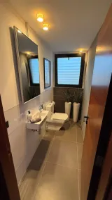 Chalet de luxe avec d'excellentes installations et une piscine privée près de la plage ... - Image 3