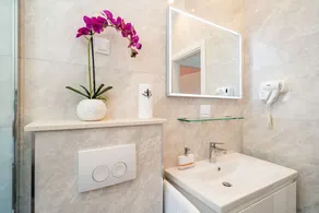 Andelic Sunset Apartments - One Bedroom Apartment with Balcony and Sea View - Image 2