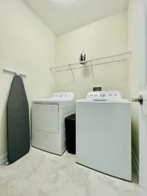 LUXURY RESORT & GOLF CONDO MIN CLOSE TO DISNEY - Image 3