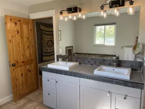 5 Bed/4BA Spacious comfy w/Hot tub, Home Theater, 5 min to CU and all Sundance - Image 2