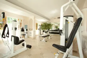 Coco Reef Resort & Spa - Image 2