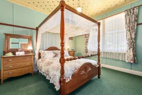 Benvenuti, To Comstock Cottage - Image 3