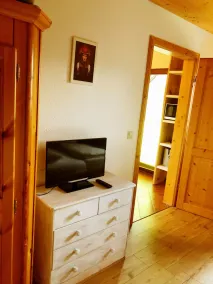 beautiful apartment with 1 bedroom and a gorgeous balcony - Image 2