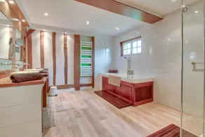 Villa 230 M2 With Garden Lac De Léon And Ocean - Image 3