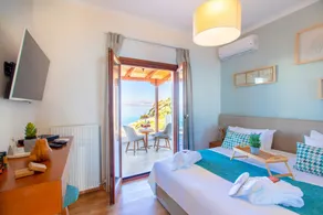 Luxury  Sea Villa Almy with pool  in Almyrida Chania - Image 4