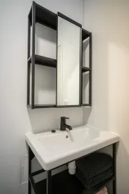 Attractive 4 person vacation home in Scherpenisse, Tholen  - Image 3