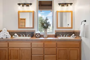 Private Ranch Retreat - Image 4