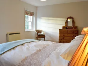 2 bedroom accommodation in Greenwell, near Brampton - Image 4
