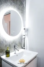 Modern Chic home close to airport and beach - Image 3
