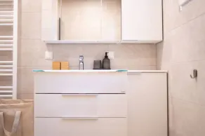 Comfortable Apt for Families -- 5 mins from The Vienna Center Austria - Image 2
