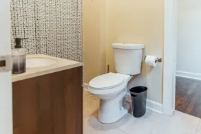❤️ ¡Descuento! Condominio grande y hermoso con estacionamiento gratuito! - Image 4