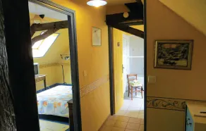Gorgeous Home In Vernie With Wifi - Image 4