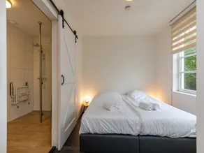 Tasteful Apartment Close To The Beach - Image 4