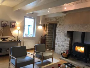 Casa con piscina coperta riscaldata (29 °) e sicuro. 5000 m² di giardino con la pratica del golf, senza vis-à-vis, a 800 m dal mare. - Image 3