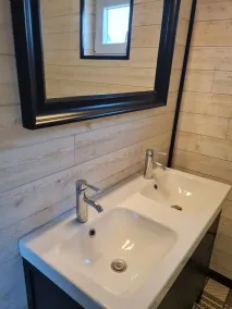 Cozy chalet, 5 minutes from the beach, in a family residence in Soulac-sur-Mer - Image 3