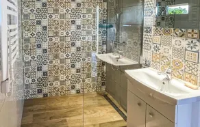 2 bedroom cozy home in Mscice - Image 2