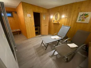 Large, modern apartment (86sqm) with 2 balconies - Image 2