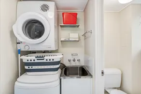Unit 3 'kings Cove', Kings Beach - Image 3