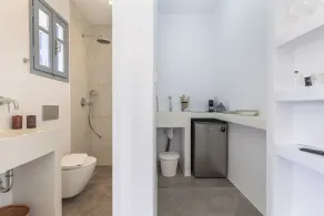 Aitheras Luxury Suites - Image 3