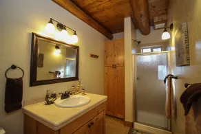 Belle cabine de rêve boisée! - Image 5