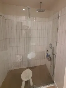 Ljus lägenhet, 3 sovrum / 2 badrum WIFI, mycket väl inredda - Image 3