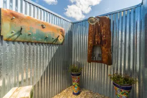 HGTV-Famous Silo Stay + Llamas Near Waco - Image 3