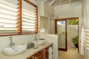 Beautiful Sunset Luxury villa - Image 3