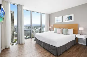 Holiday Holiday - H Residence Apartments - Image 5