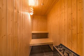 Tolles Ferienhaus mit Sauna, Kamin, Südbalkon am Wasserlauf und Balkon zum Deich - Image 2