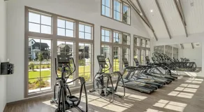 Landing Stunning 1BD Courtyard Gym - Image 2