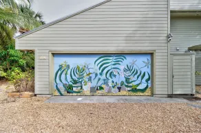Beach Paradise Getaway - 200ft from Beach! - Image 4