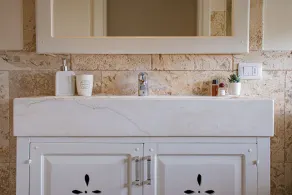 Appartement de deux pièces à 30 mètres de la mer idéal pour des vacances en famille - Image 2