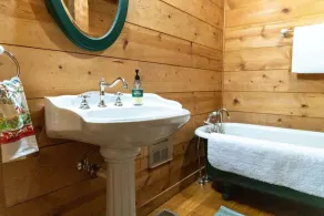 Serene Cabin along the KY Bourbon Trail - Image 5