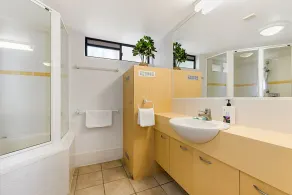 Ferienwohnungen in Coolum Beachside - Image 2