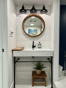 This Stylish Beach Charmer Has it All! 1 Block to the Beach, Shopping & Dining! - Image 3