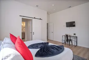 Create Memories 4BR3BA Near Riverwalk Downtown - Image 4