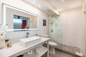 Kuau Plaza Paia Condo with Parking - Image 3