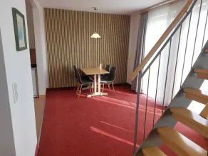Gallery apartment with fully equipped kitchen - Image 2