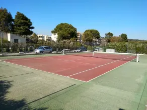 Golfe-Juan les Pins: 2 Zimmer, Klimaanlage, WLAN, Pool, Parkplatz, Strände, Geschäfte - Image 2