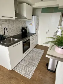 Sunny Apartment with garden and stunning view - Image 5